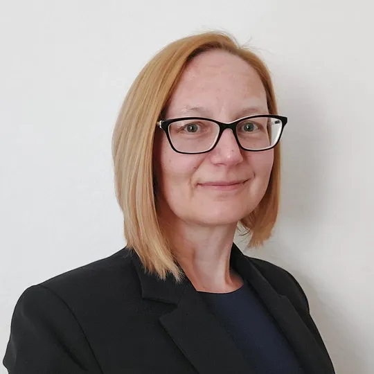 Nadine Lambert