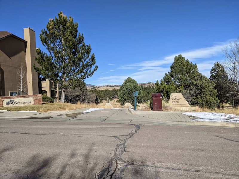 Facing North on Popes Valley Drive